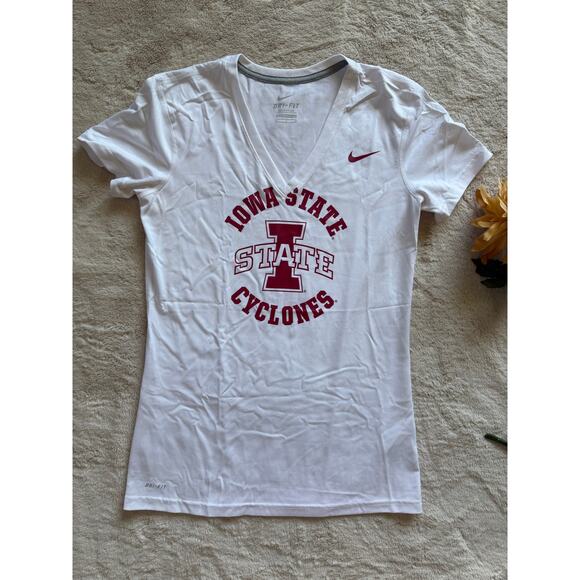 Nike Dri-Fit Iowa State Cyclones V-Neck Size Small - Picture 1 of 4